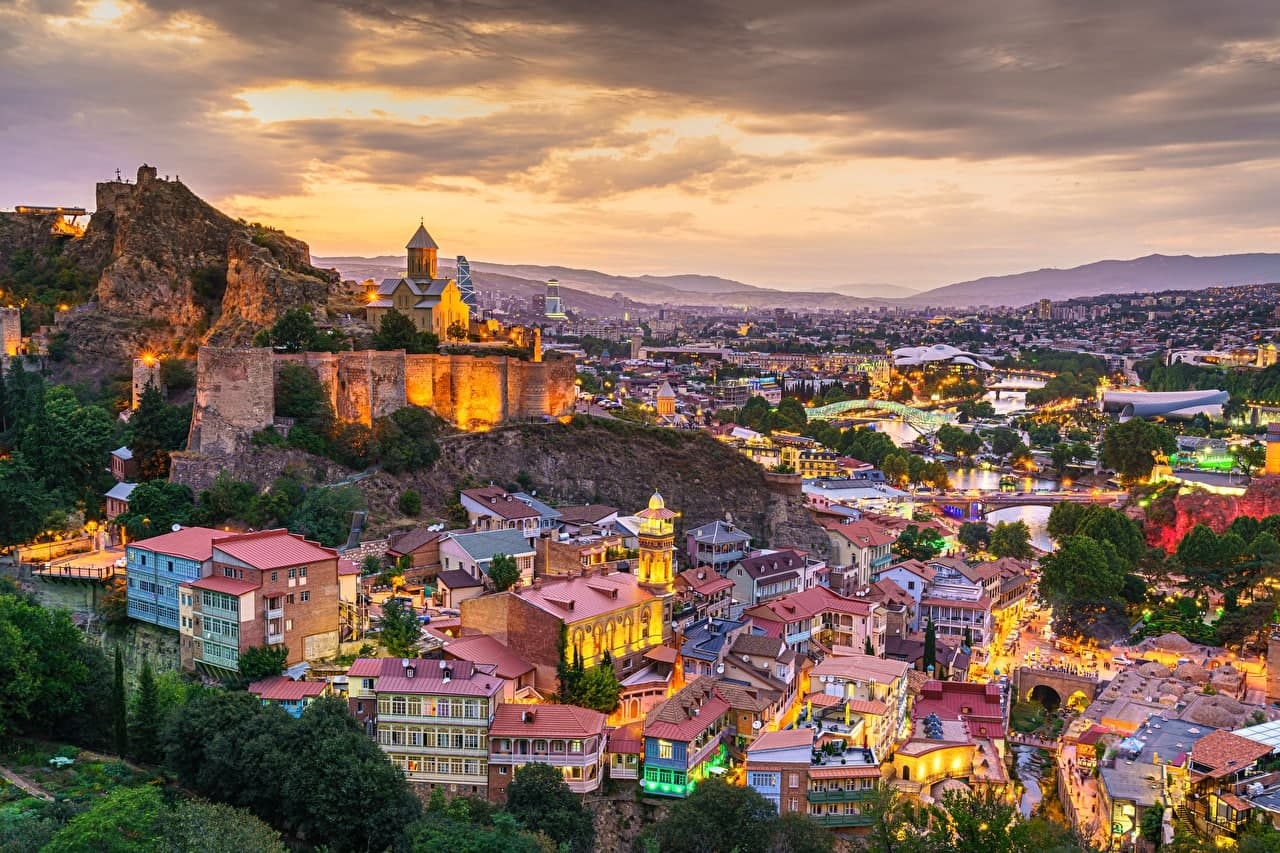 Гид по Тбилиси: как добраться, где поселиться и что посмотреть в сердце Грузии